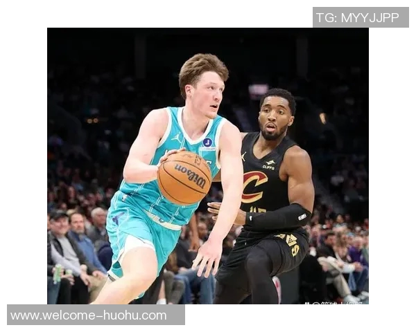 克尼佩尔分享三分球提升秘诀：队友和教练的支持让我坚持投篮